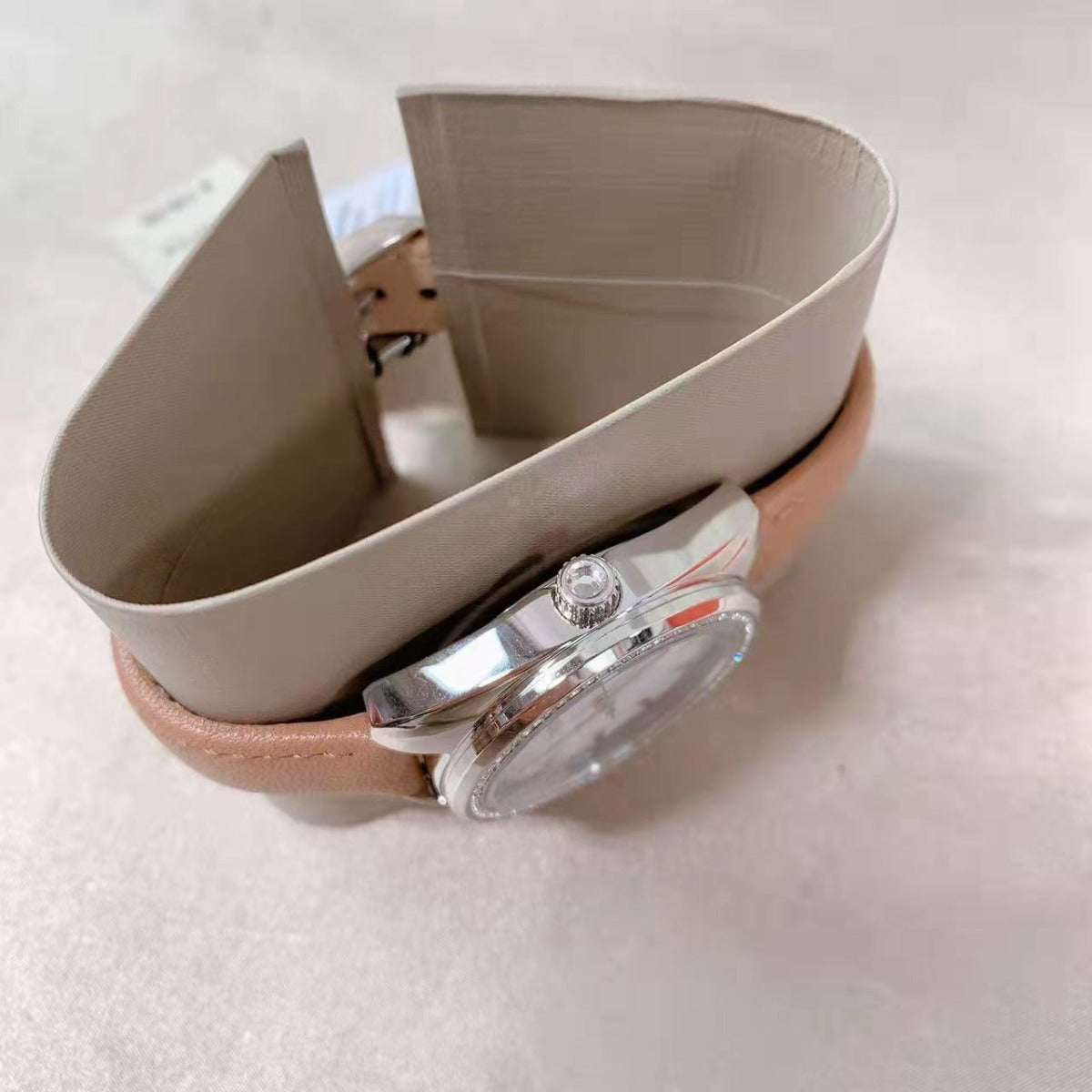 Fossil BQ3774 Vale Solar-Powered Brown Leather Watch Fossil BQ3774 Vale Solar-Powered Brown Leather Watch